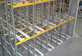 Homepage 15 Scaffalature push back 02